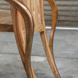 Sillón de Comedor Ndoro, Madera Maciza con Acabado Natural, Diseño Clásico, Muebles para Sala de Estar, Comedor, Hogar y Hotel - Product Image 4
