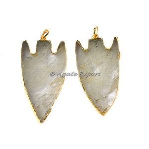 Pendentif cristal de Quartz galvanisé, design vintage en forme de poisson - Product Image 1