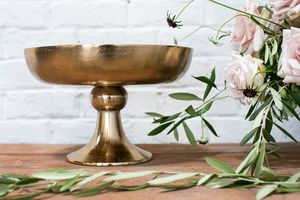 Florero de Metal con pedestal dorado para mesa, florero de lujo antiguo para decoración de bodas - Product Image 6