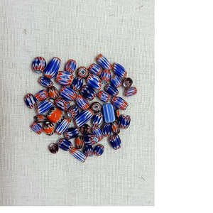 Custom Made Mini Triangle Glass <b>Beads</b> in Size 5mm to 10mm Black <b>Color</b> for Jewelry Making - Product Image 1