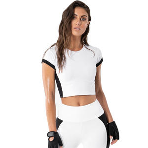 Conjuntos deportivos de 2 piezas para mujer, top corto con tiras y pantalones largos ajustados, ropa deportiva para yoga - Product Image 4
