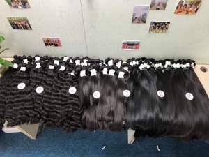 Vente en gros d'extensions de cheveux humains cambodgiens vietnamiens non traités Double trame perruques de dentelle bouclée modèle vague droite soyeuse - Product Image 5