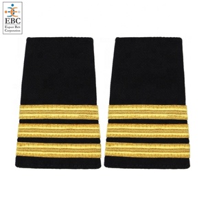 แผ่นปักไหล่กัปตันสายการบิน OEM สีทอง 5 แถบ ผลิตจากผ้าถักแบบฝรั่งเศส เป็นมิตรกับสิ่งแวดล้อม รับสั่งทำตามแบบ ปริมาณสั่งซื้อขั้นต่ำน้อย จัดส่งรวดเร็ว - Product Image 3