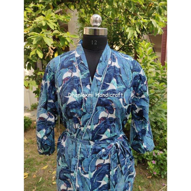 สีน้ำเงิน