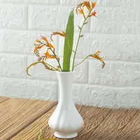 OEM แจกันดอกไม้ทรงกระเทียม-เฟอร์นิเจอร์ในบ้านร้อนพอร์ซเลนเซรามิคแจกันดอกไม้พอร์ซเลนจากเวียดนามสำหรับโต๊ะอาหารค่ำ