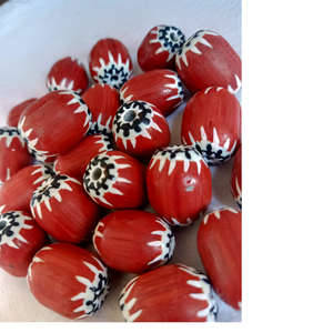 Cuentas de Vidrio Chevron Rojas Hechas a Medida Disponibles en Tamaños Personalizados para Tiendas de Cuentas, Cristal Lampwork y Cuentas de Vidrio - Product Image 1