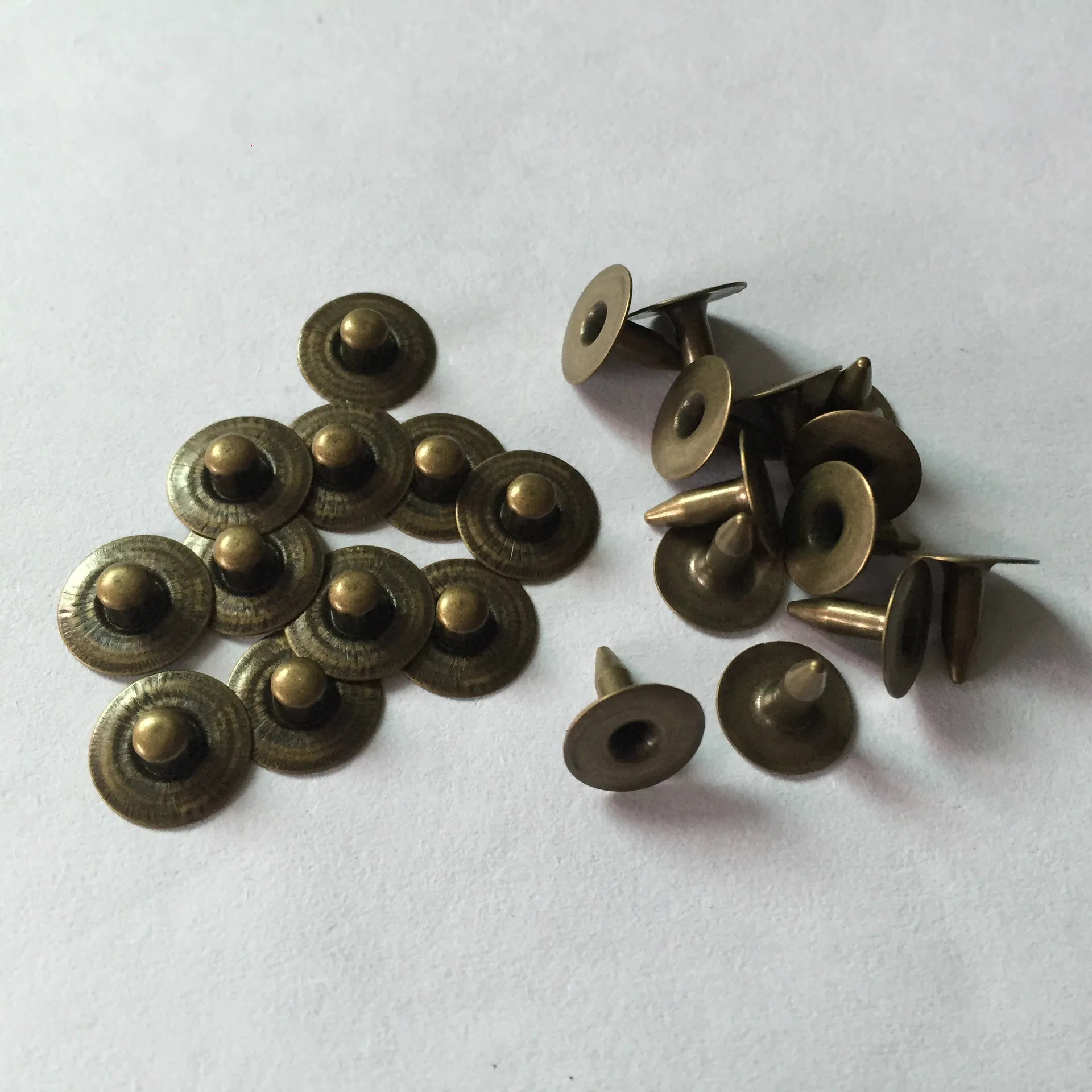 Custom brand anti brass metal large leather nipple jeans rivet button