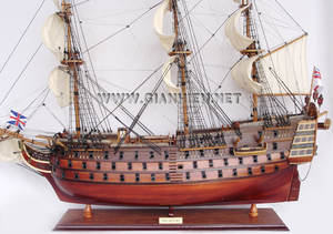 Gbs — saucière en bois de victoire, présentoir en canelles, modèle de bateau en bois - Product Image 6