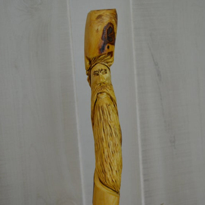 Bâton de marche artisanal sculpté à la main, pour le bonheur - Product Image 1