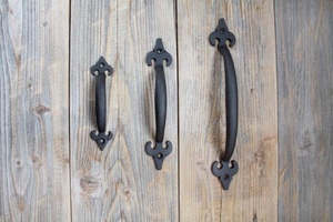 Manija de Metal Antigua Hecha a Mano para Puerta y Ventana - Product Image 2