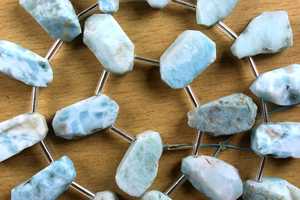 Pierres de Larimar naturelles de forme irrégulière, à surface rugueuse, pour la création de bijoux faits main, vente en gros, 20 pièces, prix d'usine - Product Image 2