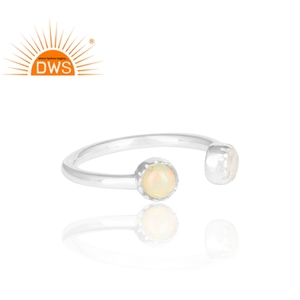 แหวนเงินแท้ 925 ดีไซน์ทันสมัยสำหรับงานแต่งงานและวันครบรอบ ประดับด้วยโอปอลเอธิโอเปียธรรมชาติและมูนสโตนสีรุ้งแบบสองเม็ด - Product Image 3