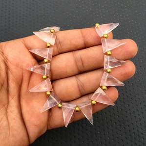 Quartz Rose Naturel Gemme Triangle À Facettes 20 Pièces Briolette Perles Faire À La Main Rose Bijoux En Gros - Product Image 3