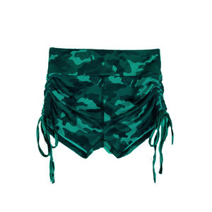 Pantalones cortos a rayas para mujer - Product Image 4