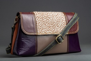 LW Trendy 2024 Luxe Bohème Motif Géométrique Unique en Cuir Véritable Sac à Main pour Femmes Printemps Automne Disponible en Gros - Product Image 6