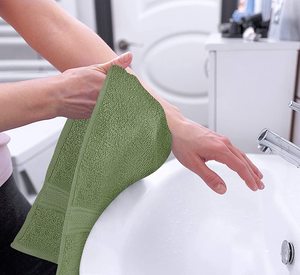 Premium <b>Sage</b> <b>Green</b> Bath and Hand <b>Towels</b> Ultra Soft and Highly Absorbent 600 GSM for Homes and Hotels for Gym and Baby Use - Product Image 5