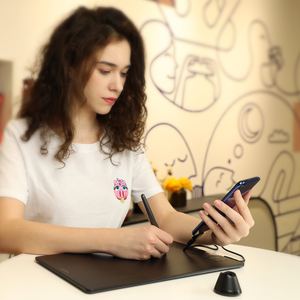 Huion Thiết Kế Chuyên Nghiệp 8192 Cấp Độ Bút Điện Tử Di Động Vẽ Đồ Họa Máy Tính Bảng - Product Image 1