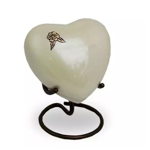 Wholesale Cremation <b>Urns</b> for Pet Ashes Red Heart Shape Embossed Pet Foot Print Cremation Exporter From India - Product Image 6
