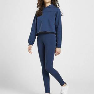 Juicy Coutour Ensemble de veste polaire pour femme Survêtements en velours de coton courts 2pc Logo personnalisé de luxe en daim pour l'hiver - Product Image 2