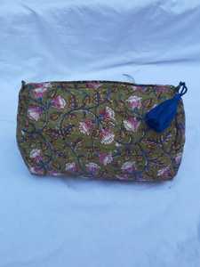 กระเป๋าผ้าคอตตอนลายบล็อกด้วยมือที่สวยงามพร้อมฝาปิดซิปและพู่เครื่องสำอางและกระเป๋าเครื่องแป้งอุปกรณ์เสริมกระเป๋า - Product Image 5