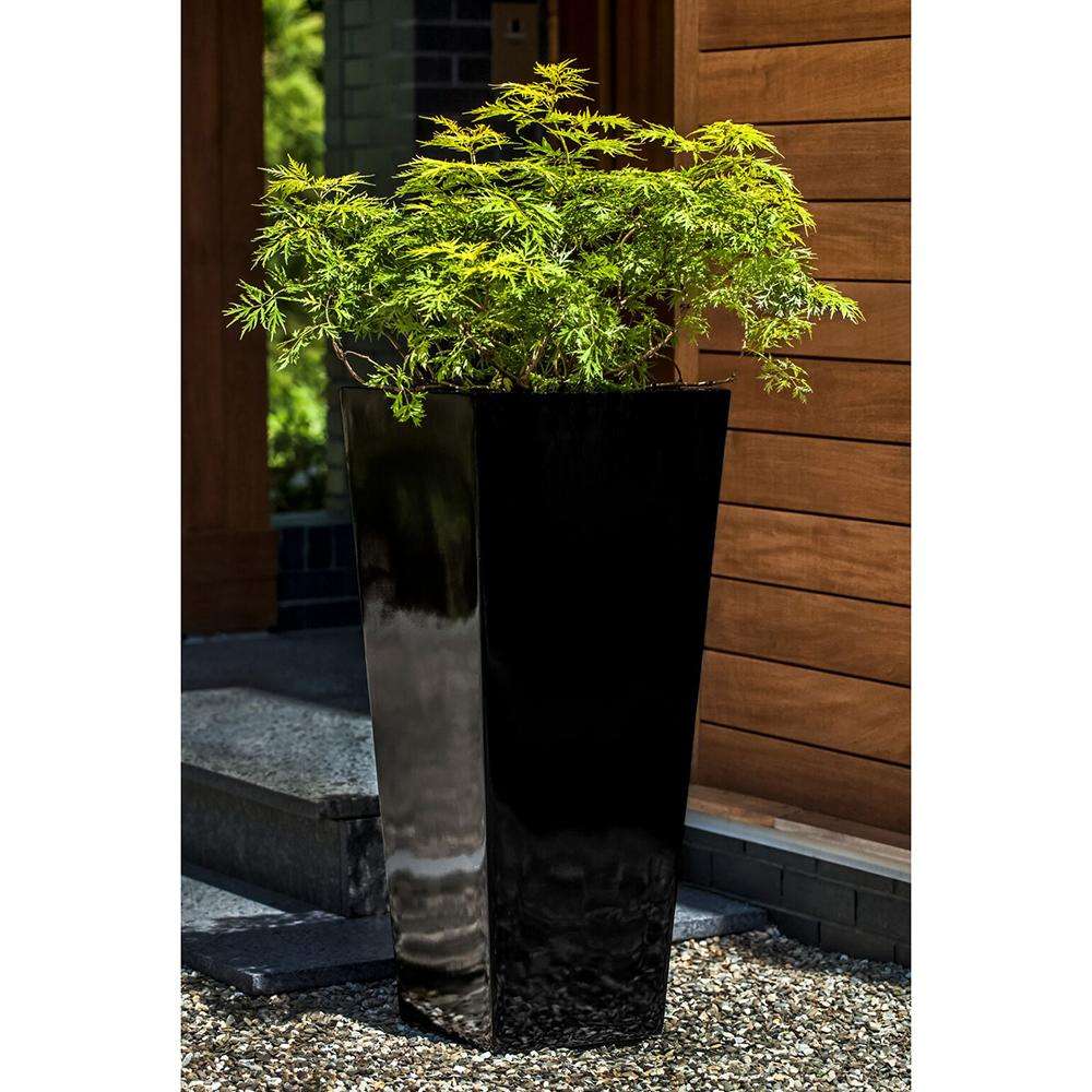 สีดำเงา