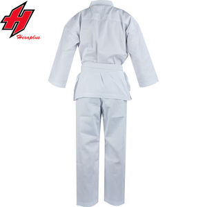 Kimono de Judo et Karaté Personnalisable – Qualité Supérieure, Vente en Gros, Logo Personnalisé, Couleurs au Choix, Unisexe Adulte, Idéal Entraînement - Product Image 2