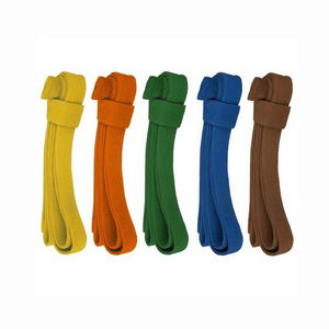 2024 Ceinture de judo multicolore unisexe de haute qualité fabriquée sur mesure avec son propre logo brodé Offre Spéciale vente en gros à bas prix - Product Image 1