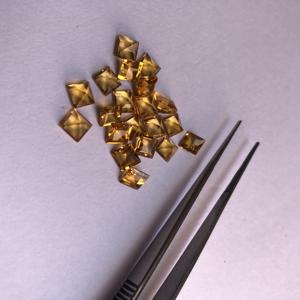 Gemas de corte cuadrado de citrino Natural, piedras preciosas sueltas de 4mm para fabricación de joyas, collares, pulseras y colgantes DIY - Product Image 2