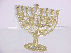 Fancy Gold Plated Menorah Hot Sale <b>Cheap</b> Wholesale Price High Quality <b>Candle</b> Holder Menorah 5 Lite <b>Candle</b> Holder 7 Lite Menorah - Product Image 3
