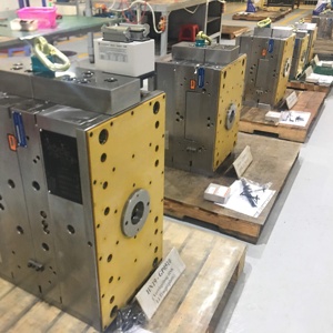 Fabricante superior profesional en Vietnam Moldes de inyección de PVC de alta calidad para piezas de plástico y silicona de acero de metal frío - Product Image 3