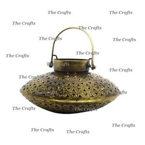 Conjunto de portavelas votivo de color negro de metal hecho a mano de diferentes tamaños para uso en decoración de hotel y hogar - Product Image 5