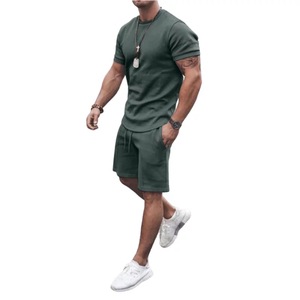 Nuevo Conjunto de Pantalones Cortos 2026, Camisetas y Conjuntos de Pantalones Cortos con el Último Diseño de Rayas Impresas a Color, Camiseta y Pantalones Cortos con Logotipo Personalizado - Product Image 3
