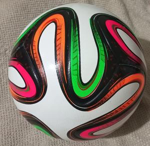 Nuevo Patolay RTB 8707 Thermal PU Balón de entrenamiento de fútbol Tamaño 5 Blanco con diseño personalizado y vejiga de goma - Product Image 5