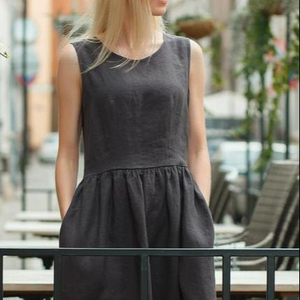 Robe midi noire sans manches 100 % lin, taille naturelle, col en V, coupe trapèze ample, formelle et décontractée, couleur unie, respirante, tissée, pour l'été - Product Image 1