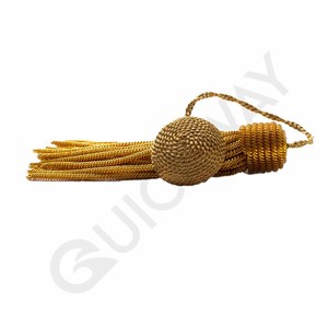 Doctoral Tam Gold Bullion Tassel pour accessoire de graduation de vêtements en vente au Pakistan - Product Image 6