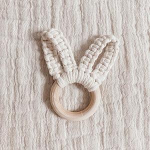 Macrame Bunny oído mordedor - Product Image 1