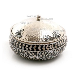 Handmade Round Shape Serving Hot Pot Mother Of Pearl Casserole Dish Stainless Steel Food Hot Case For Serving Pot