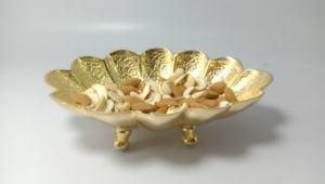 Cuenco para servir chapado en oro de 24 quilates, cuenco de fruta seca de Metal de diseño único para postres, cenas o fiestas - Product Image 3