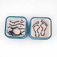 Presse-papiers en plastique acrylique avec sable et motifs de plage (vagues et empreintes de pieds), cube de 2-1/8 pouces, sable de plage à l'intérieur