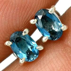 Belles boucles d'oreilles en topaze bleue en argent sterling 925 ODM, bijoux fins faits à la main, fournisseur indien de pierre de naissance en gros OEM - Product Image 1