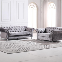 Canapé Chesterfield Moderne en Promotion avec Structure en Bois Massif et Design Capitonnée pour Salon, Appartement et Atelier