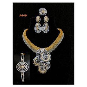 American Diamond Design New Classic Ensembles de bijoux de mode pour femmes pour les fêtes de mariage et les anniversaires-Cadeau parfait - Product Image 1