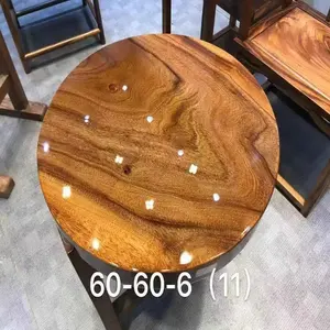 厄瓜多尔胡桃木板式餐桌台面尺寸 = 24英寸 * 24英寸毫米光泽的餐厅用圆形餐桌顶