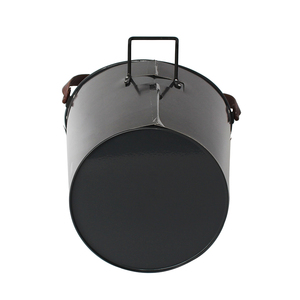 Cubo de carbón de metal recubierto de polvo gris con mango de cuero perfecto para uso en chimenea y jardín elegante Almacenamiento de leña - Product Image 3