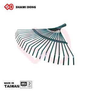 GR-22T16F wooden leaf scoops ergonomic large hand garden plastic hand rakes - Product Image 1