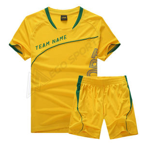 Ensemble de maillot et short d'entraînement de football pour hommes personnalisable avec logo et couleur de nom personnalisés, uniforme de football - Product Image 2