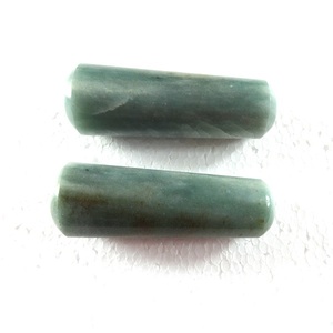 เครื่องนวดหินอเวนจูรีนหินกึ่งมีค่าสีเขียวคริสตัลเจียระไนแบบธรรมชาติ - Product Image 1