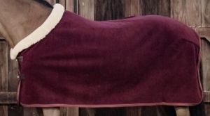 Tapis de cheval molletonné, en peau de mouton - Product Image 5