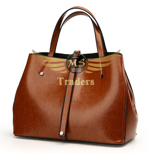 OEM barato de moda de color puro de las señoras de cuero de estilo italiano bolso de mano para la Mujer - Product Image 4