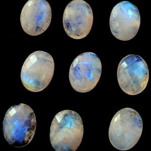 Cabujón pulido de corte de rosa con forma ovalada de piedra lunar facetada de Fuego Azul Natural de alta calidad, excelente para la fabricación de joyas - Product Image 1